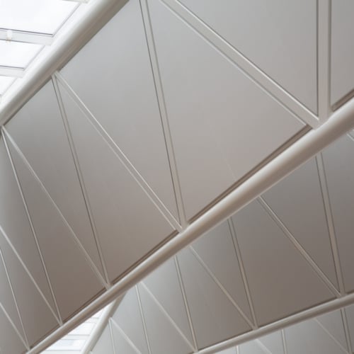 Softcell Soft Cells customised acoustic solutions used in the ceiling and on walls at Cleveland Clinic in Cleveland, Ohio, the USA.